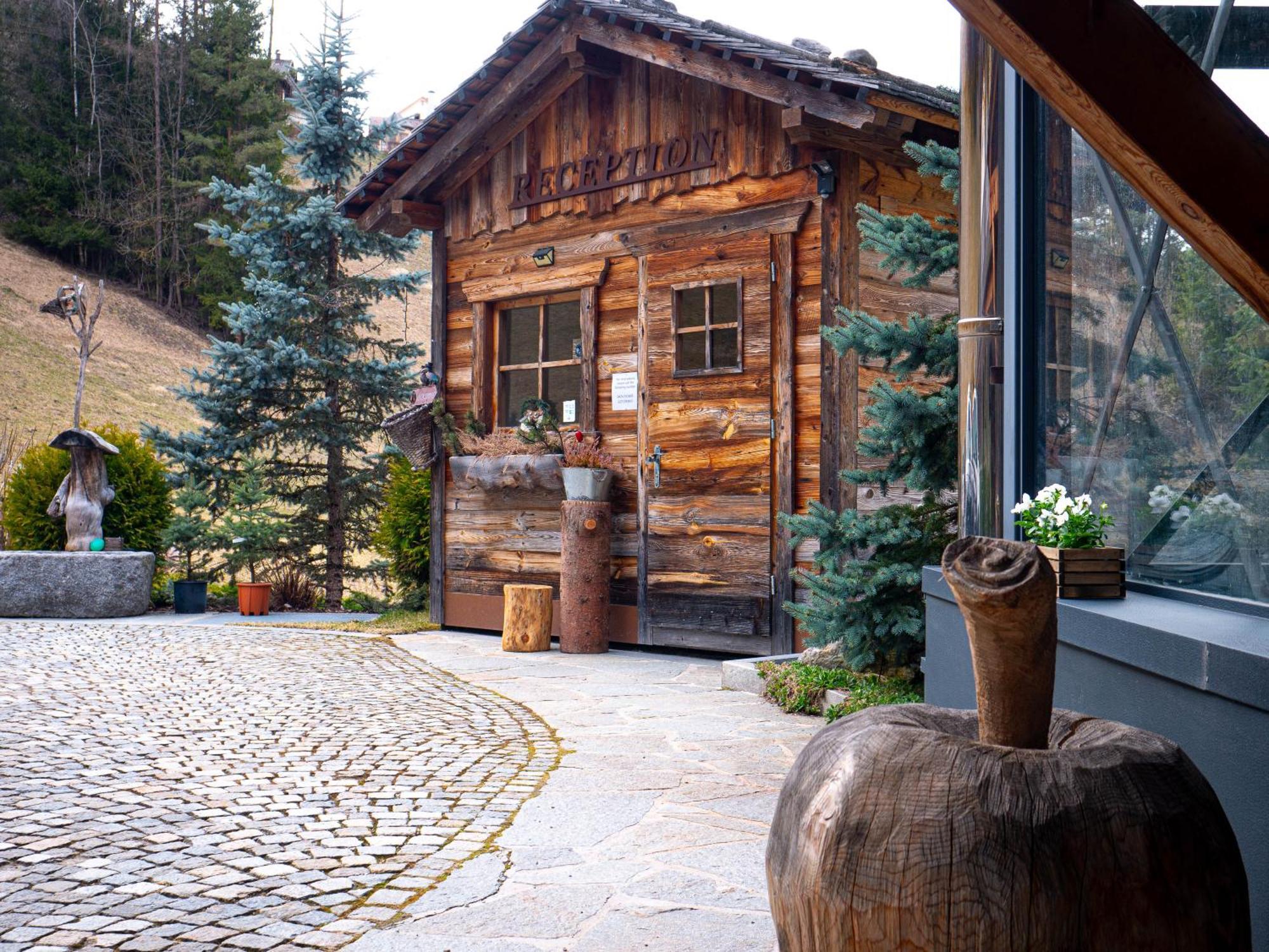 Alpine Mountain Chalet San Vigilio Di Marebbe Luaran gambar