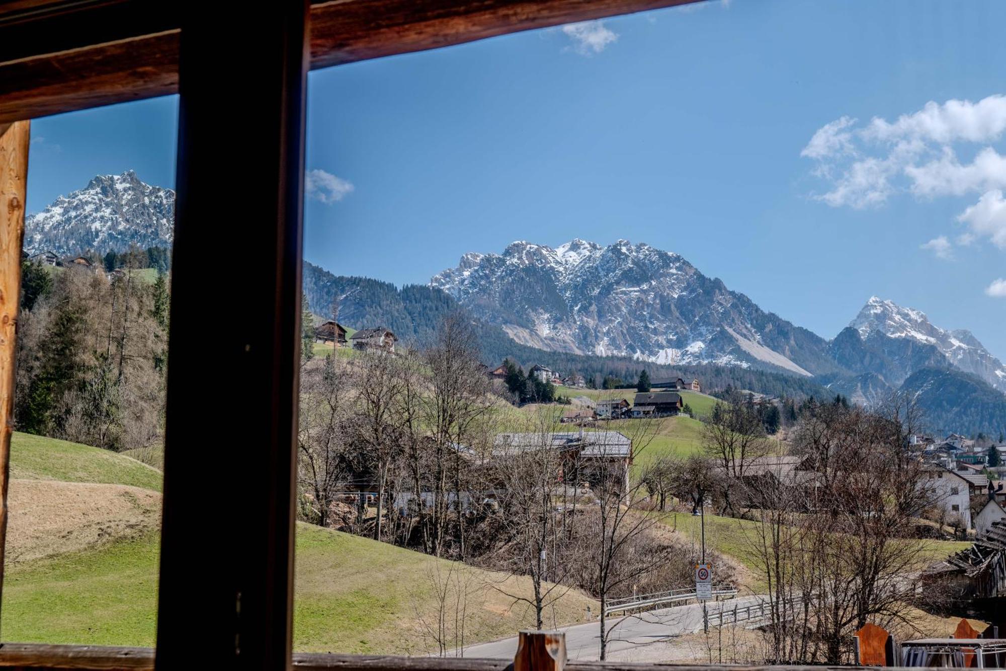 Alpine Mountain Chalet San Vigilio Di Marebbe Luaran gambar