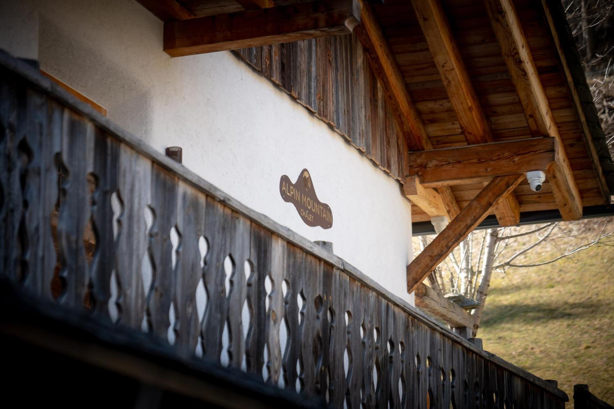 Alpine Mountain Chalet San Vigilio Di Marebbe Luaran gambar