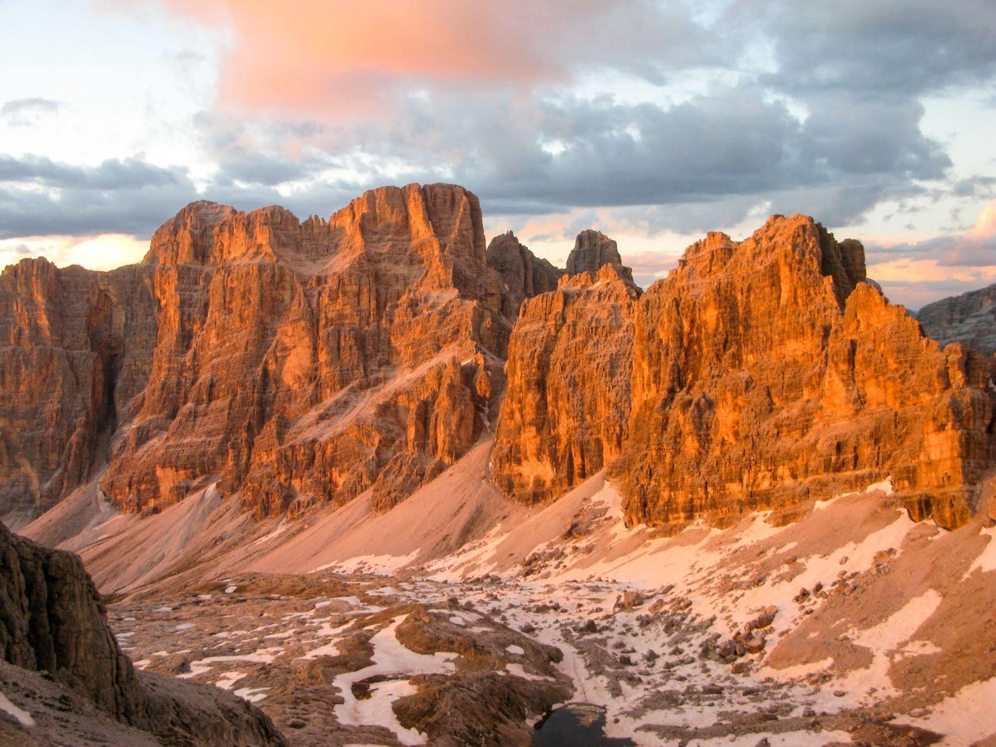 Alpine Mountain Chalet San Vigilio Di Marebbe Luaran gambar